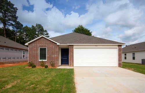 782 Gussy Ln, Benton, AR, 72019-6166 | Card Image