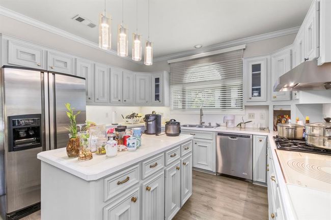548 Cascade St, House other with 4 bedrooms, 4 bathrooms and 2 parking in Bellaire TX | Image 21