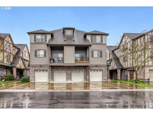 8074 Ne Miriam Way, Hillsboro, OR, 97006-1021 | Card Image