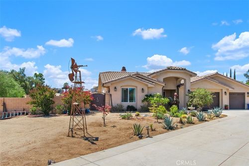 17165 Roosevelt St, Riverside, CA, 92508-9509 | Card Image