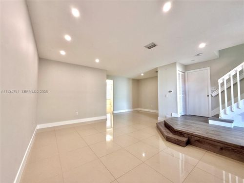 10866 Nw 51st Ln, Doral, FL, 33178-3929 | Card Image