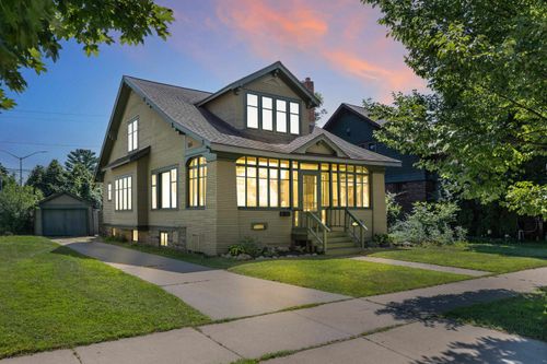 2249 Main St, Stevens Point, WI, 54481-3914 | Card Image