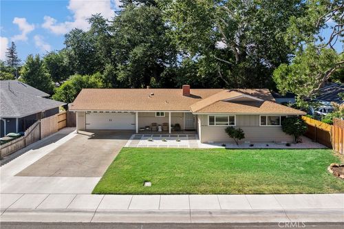 1582 Hawthorne Ave, Chico, CA, 95926-2966 | Card Image