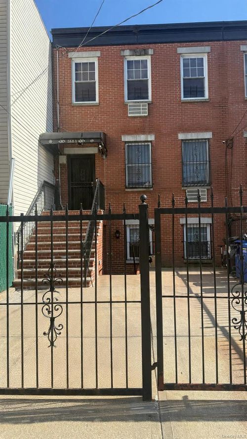 870 Glenmore Ave, Brooklyn, NY, 11208-2446 | Card Image