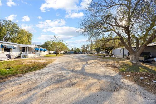 1318 Short Rd, San Juan, TX, 78589-4852 | Card Image