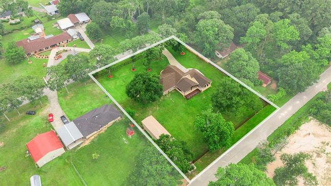 8518 Kerr Dr, House other with 3 bedrooms, 2 bathrooms and 2 parking in Tomball TX | Image 39