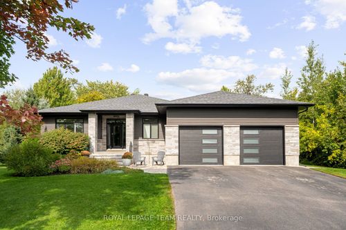 6775 Stanmore St, Greely, ON, K4P0A6 | Card Image