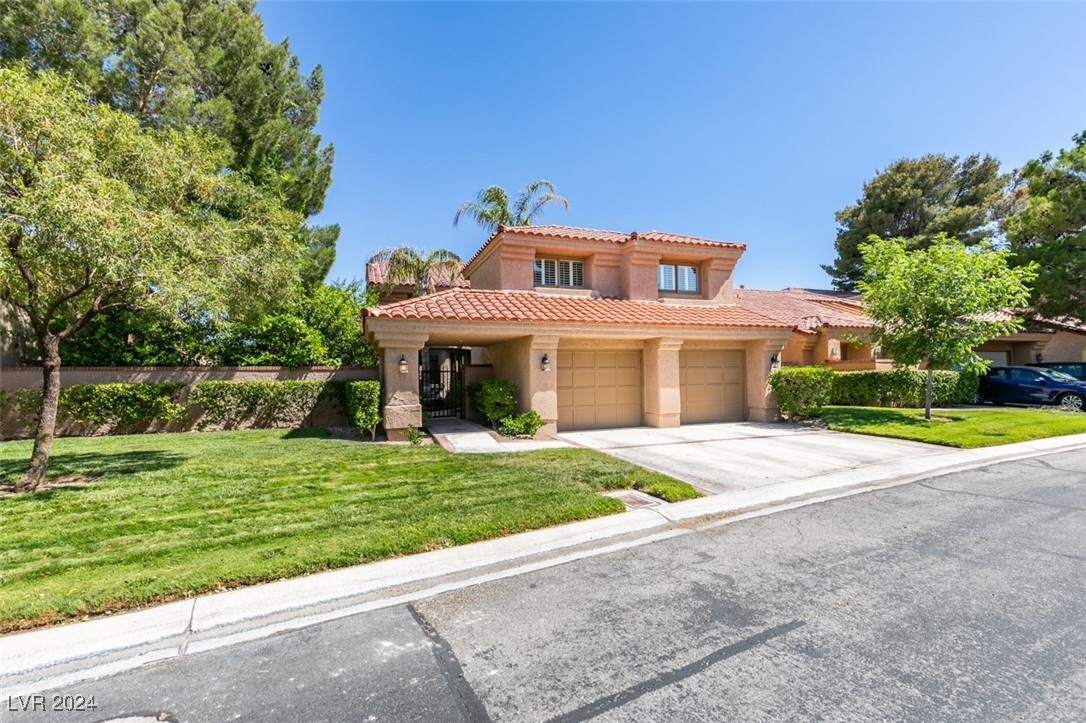 Spanish Bay Dr, Las Vegas, NV 89113
