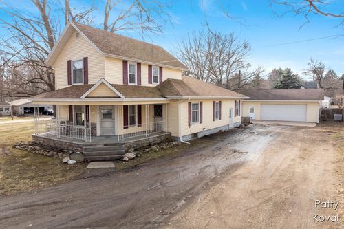 242 S Maple St, Freeport, MI, 49325 | Card Image
