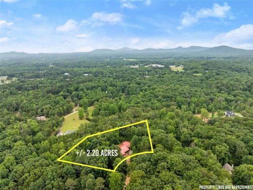 675 Washboard Rd, Cleveland, GA, 30528-4090 | Card Image