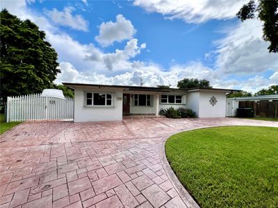 1821 Sw 63rd Ct, House other with 3 bedrooms, 2 bathrooms and null parking in West Miami FL | Image 1