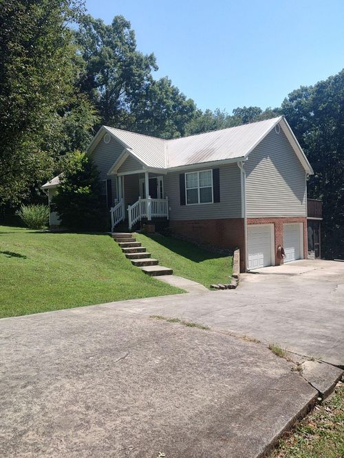 192 Carriage Ln Ne, Cleveland, TN, 37312-6706 | Card Image