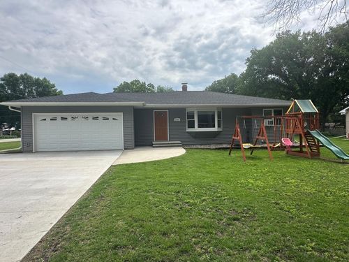 1520 N 6th St, Montevideo, MN, 56265-1104 | Card Image