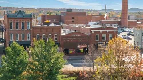 406 Main St E, Menomonie, WI, 54751-2545 | Card Image