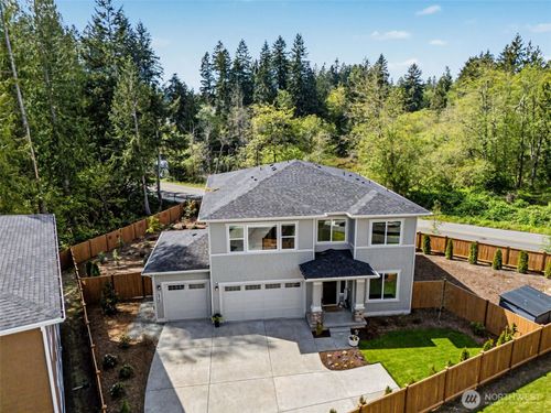 6410 213th Avenue Ct E, Lake Tapps, WA, 98391-6567 | Card Image