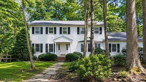 873 Sunset Rdg, Bridgewater, NJ, 08807-1323 | Card Image