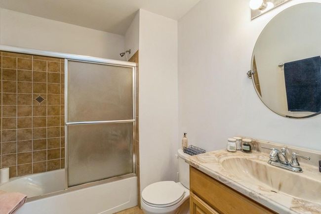 Spacious primary ensuite bathroom | Image 17