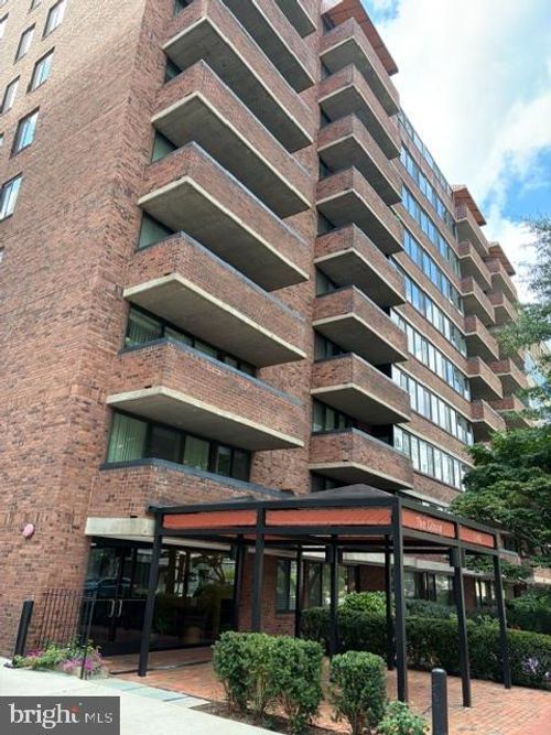 601-1140 23rd St Nw, WASHINGTON, DC, 20037-1439 | Card Image