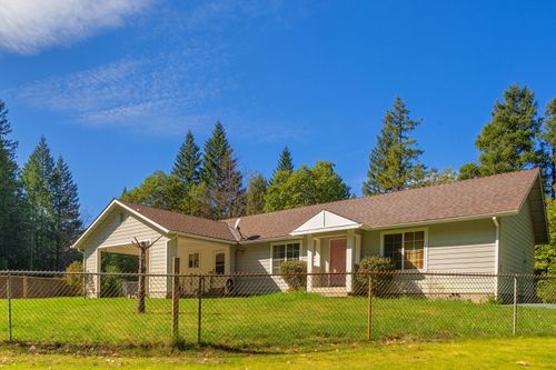 35255 Redwood Hwy, O Brien, OR, 97534-9737 | Card Image