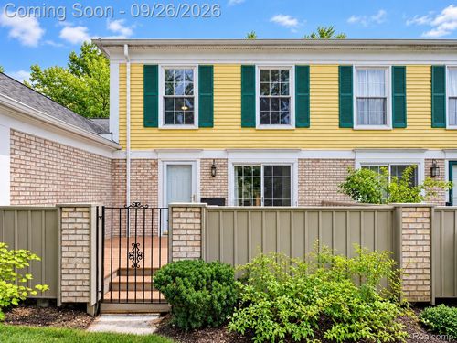 1476 Saddle Ln, Rochester Hills, MI, 48306-4246 | Card Image