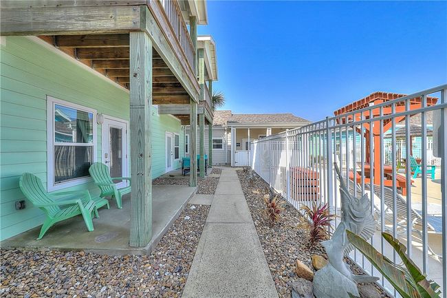 UNIT-213 - 2212 State Highway 361, Townhouse with 4 bedrooms, 4 bathrooms and 2 parking in Port Aransas TX | Image 30