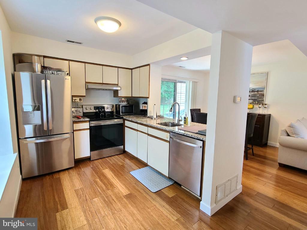 Residential Lease in CHERRY HILL 3