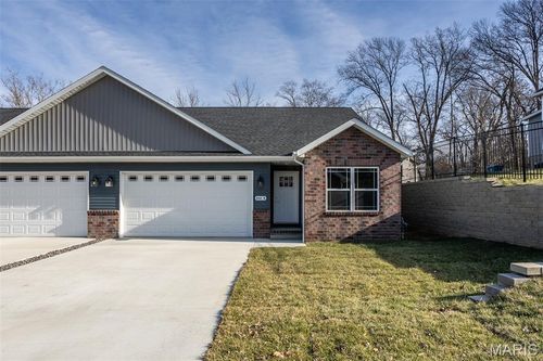 652-b-652 N Kansas St, Edwardsville, IL, 62025-1139 | Card Image