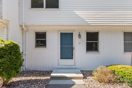 apt-11-63 Summit St, Manchester, CT, 06040-4251 | Card Image