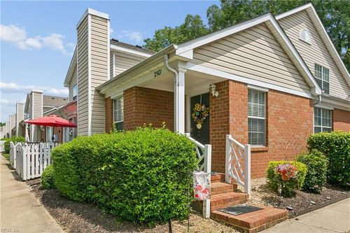 2501 Westgate Cir, Williamsburg, VA, 23185-2098 | Card Image