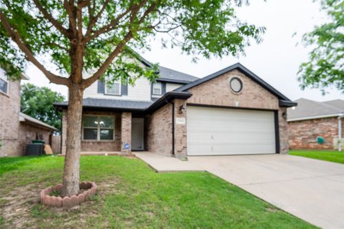 5108 Placid Dr, Haltom City, TX, 76117-1303 | Card Image