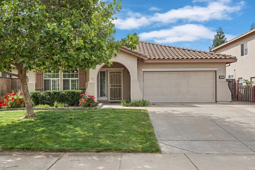 378 Eagle Dr, Ione, CA, 95640-4501 | Card Image