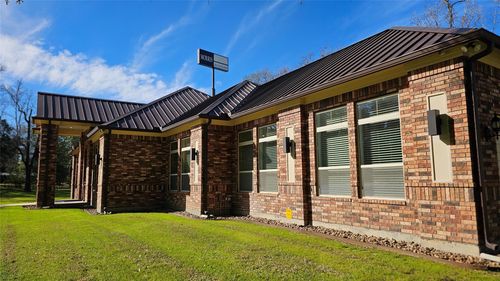 16751 N Highway 75, Willis, TX, 77378-7018 | Card Image