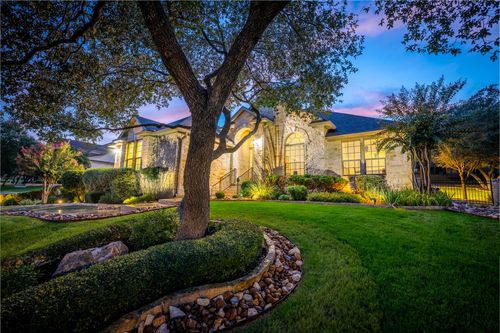 861 Santa Cruz, New Braunfels, TX, 78132-2901 | Card Image