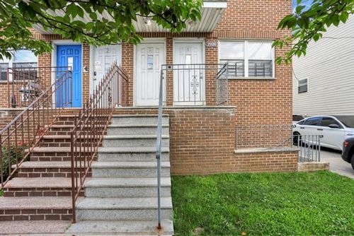 2920 Ely Ave, Bronx, NY, 10469-3263 | Card Image