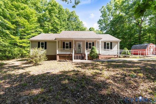 147 Barter Hill Rd, Cumberland, VA, 23040-2303 | Card Image