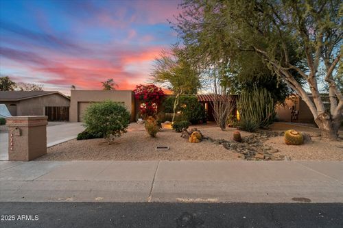 5334 E Everett Dr, Scottsdale, AZ, 85254-2307 | Card Image