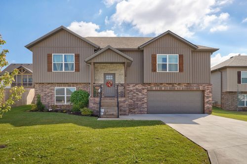 1106 S Swift Ave, Ozark, MO, 65721-4302 | Card Image