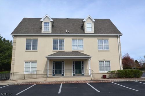 4 Walter E Foran Blvd, Flemington, NJ, 08822-4664 | Card Image