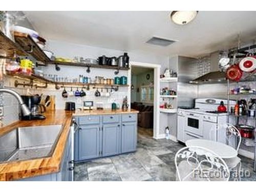 746 Stuart St, Denver, CO, 80204-2939 | Card Image