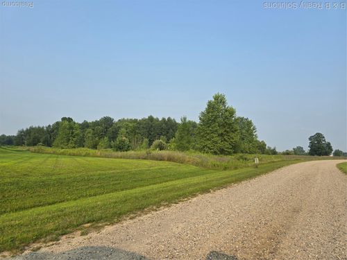 6518 Folsom Ln, Otter Lake, MI, 48464-9515 | Card Image