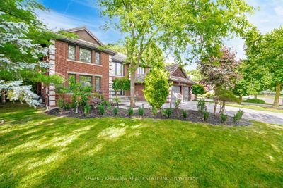 1645 Chesbro Crt, House other with 4 bedrooms, 5 bathrooms and 6 parking in Mississauga ON | Image 3