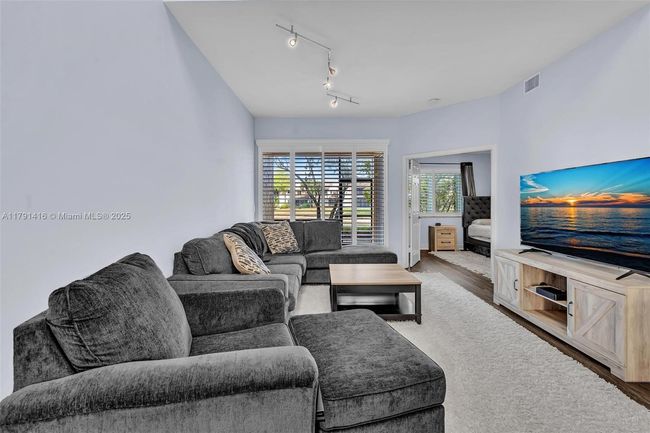 APT-3 - 23140 Island Vw, Townhouse with 3 bedrooms, 3 bathrooms and null parking in Boca Raton FL | Image 12