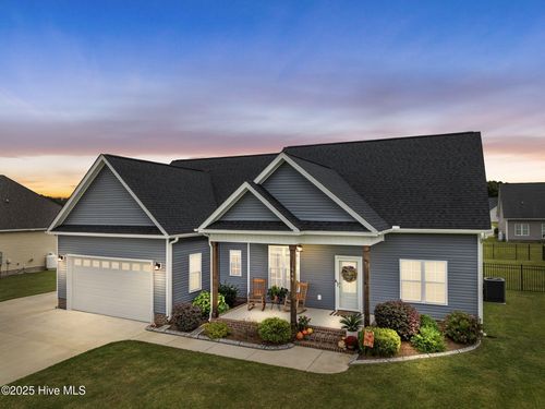 566 Hines Dr, Ayden, NC, 28513-1413 | Card Image