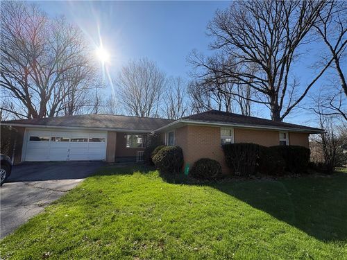 27 Charles St, Punxsutawney, PA, 15767-8250 | Card Image