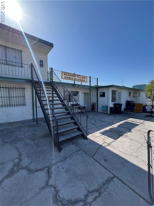 5-622 W Mcwilliams Avenue, Las Vegas, NV, 89106 | Card Image