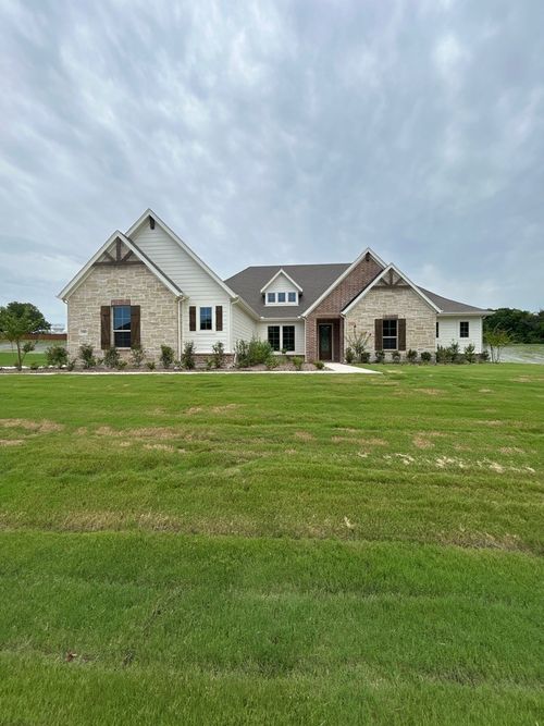 1002 Perrin Ln, Van Alstyne, TX, 75495-3153 | Card Image
