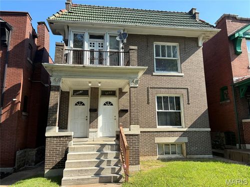 3835 Shaw Blvd, Saint Louis, MO, 63110-3740 | Card Image