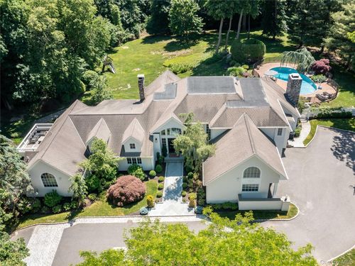 91 Woodhollow Ct, Syosset, NY, 11791-2337 | Card Image