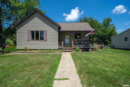 611 E Ash St, Canton, IL, 61520-2015 | Card Image