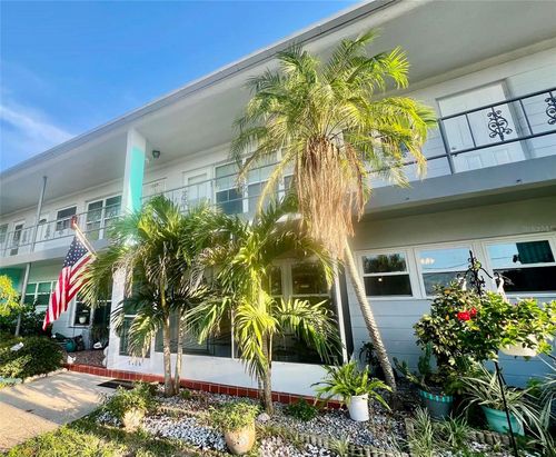 1404-5820 N 43rd Terrace Terrace N, KENNETH CITY, FL, 33709 | Card Image